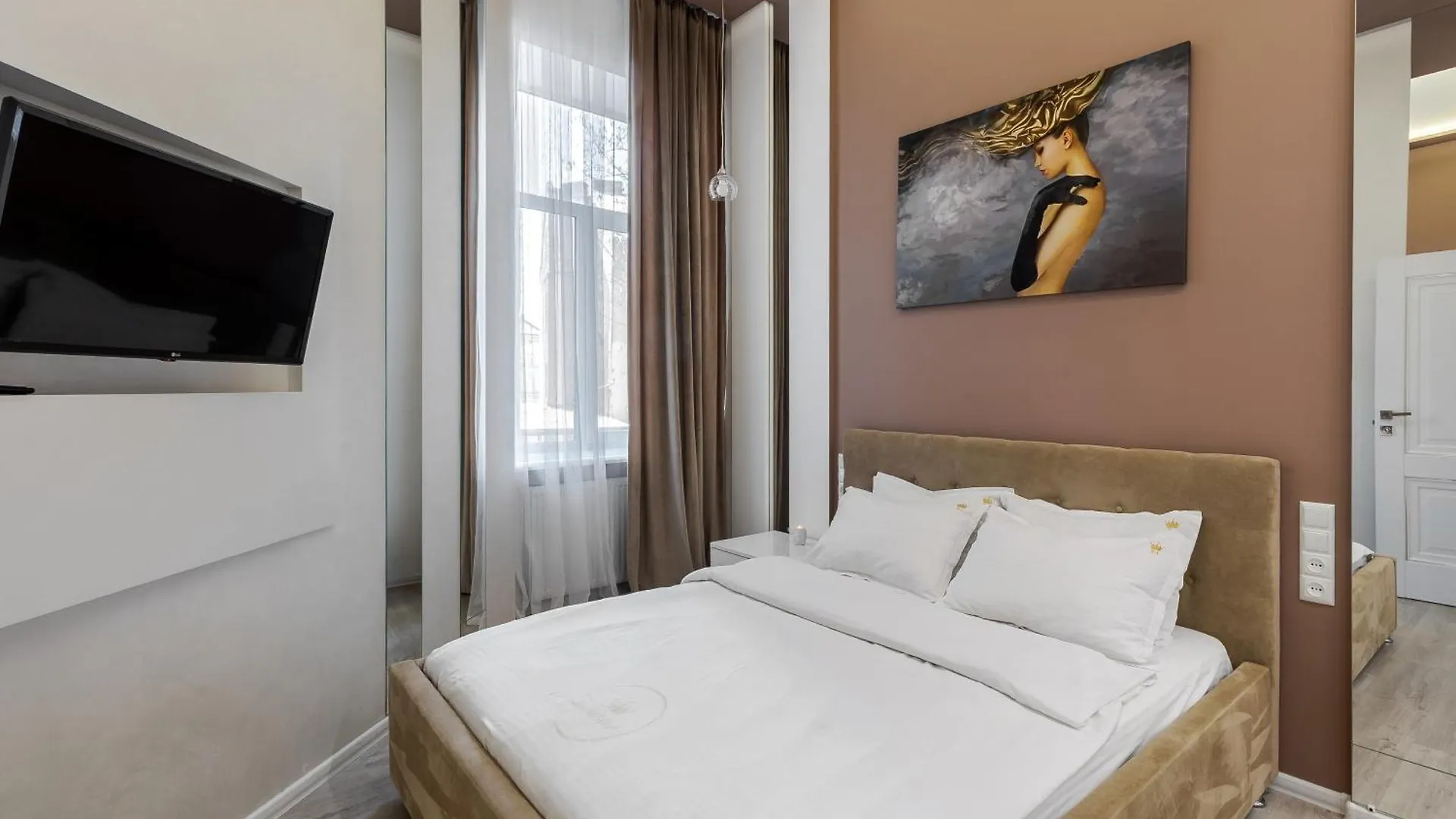 Royal Stylish Apartment In The Old City Lviv