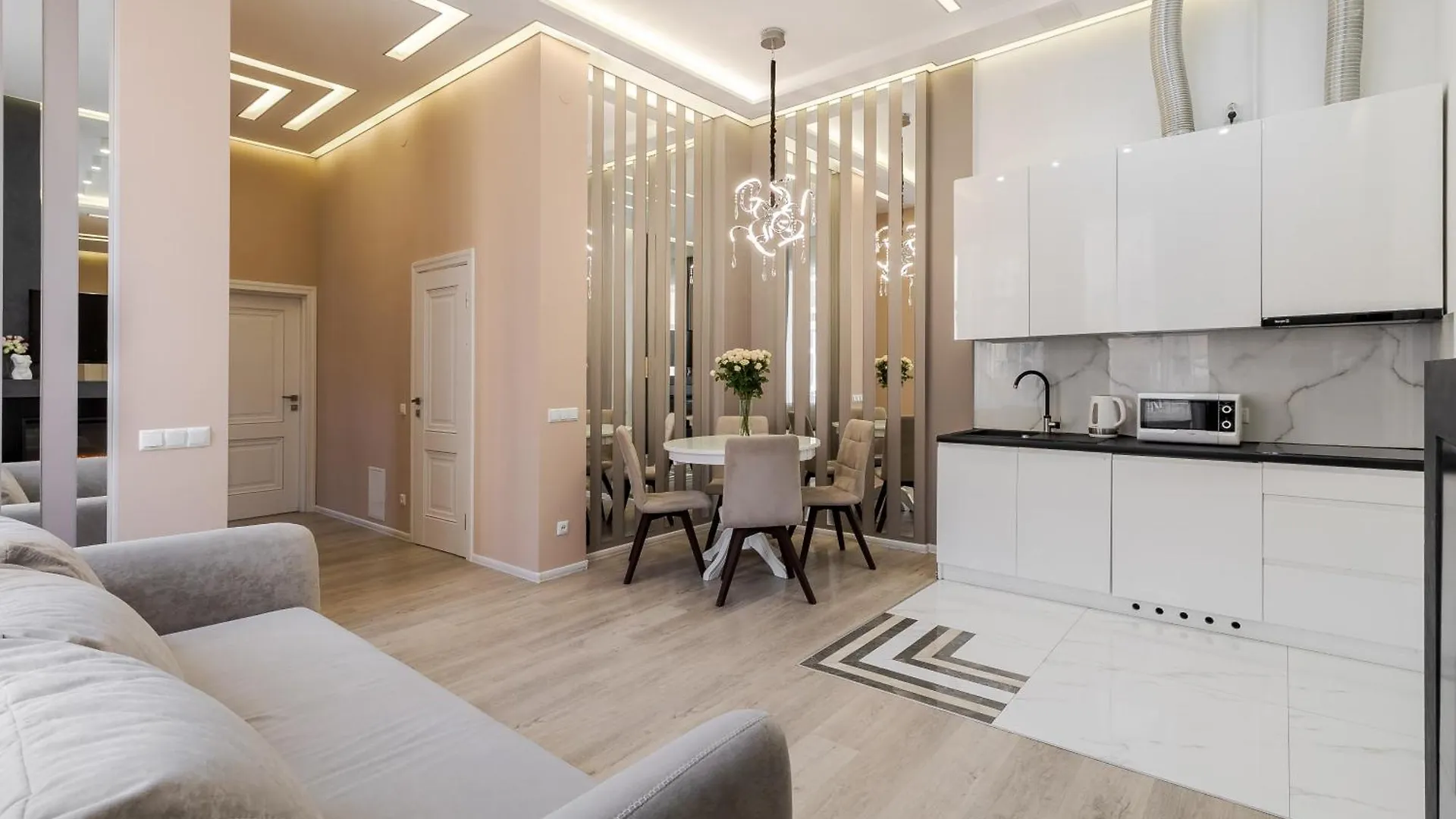 Royal Stylish Apartment In The Old City Lviv 0*,